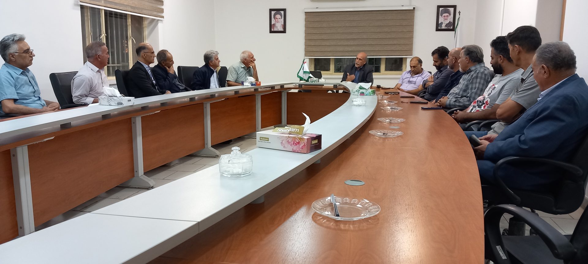 دیدار مدیرعامل محترم با کشاورزان منطقه