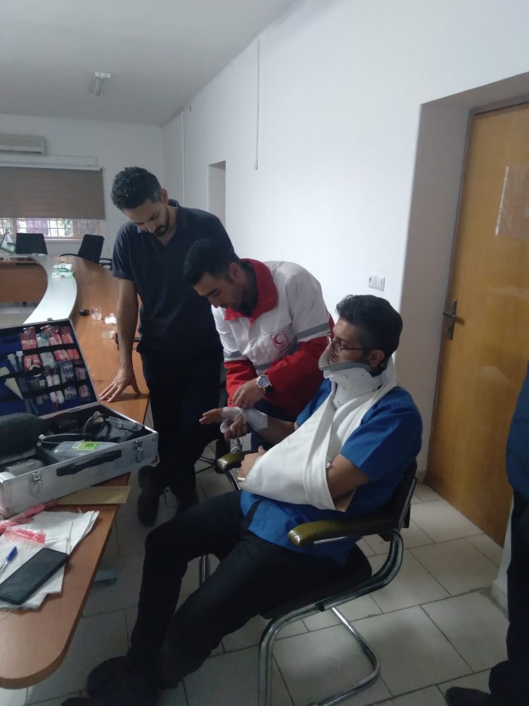 به‌منظور ارتقای سطح ایمنی و آمادگی کارکنان در شرایط اضطراری، دوره‌های آموزشی هلال احمر در کارخانه شکر شاهرود برگزار شد. در این دوره‌ها، مباحثی از جمله کمک‌های اولیه، اطفای حریق و اصول امداد و نجات توسط مدرسین مجرب جمعیت هلال احمر آموزش داده شد. این اقدام در راستای افزایش آگاهی و توانمندی پرسنل در مقابله با حوادث احتمالی صورت گرفت.