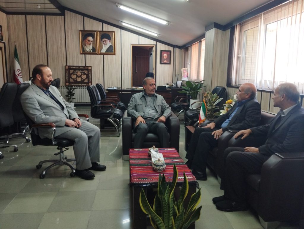 دیدار مدیرعامل کارخانه شکر شاهرود با فرماندار شهرستان