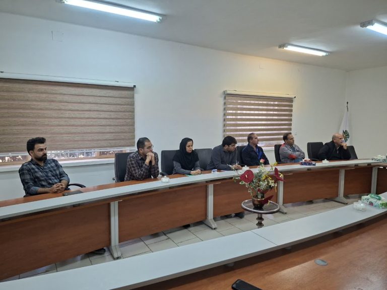 برگزاری جلسه با مدیران تأمین اجتماعی