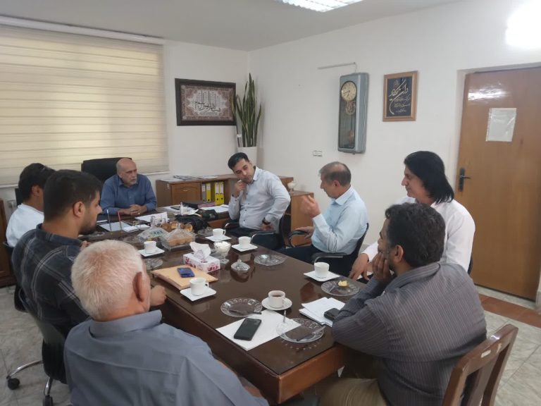 برگزاری جلسه با پیمانکاران چغندر غرب کشور در آستانه آغاز دوره بهره‌برداری بهاره ۱۴۰۵