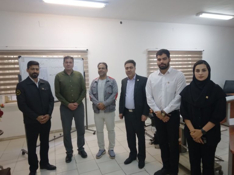 برگزاری جلسه با نمایندگان خودروسازی رضایی با هدف بررسی خرید ماشین‌آلات سنگین